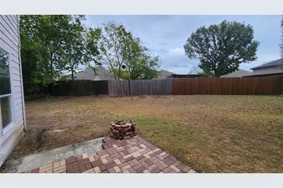 9201 Popes Creek Court, McKinney, TX 75071 - Photo 10