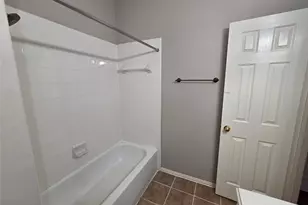 1344 Wentworth Dr, Lewisville, TX 75067 - Photo 10