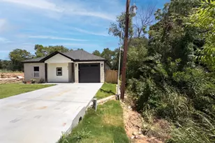 4018 Montana Trail, Granbury, TX 76048 - Photo 4