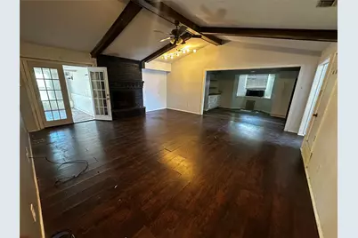 208 Connie Drive, DeSoto, TX 75115 - Photo 2