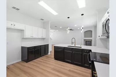 10701 Augusta Lane, Rowlett, TX 75089 - Photo 10