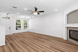 10701 Augusta Ln, Rowlett, TX 75089 - Photo 6