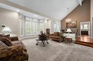 705 Kyle Dr, Arlington, TX 76011 - Photo 6
