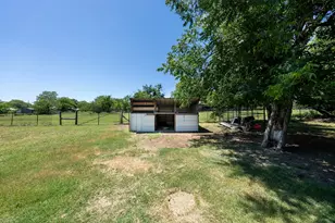 414 W Roberts St, Gorman, TX 76454 - Photo 20