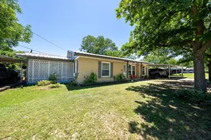 414 W Roberts St, Gorman, TX 76454 - Photo 26