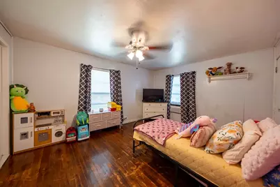 414 W Roberts Street, Gorman, TX 76454 - Photo 8