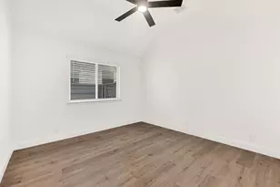 7312 Iris Rd, Little Elm, TX 76227 - Photo 10