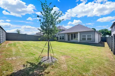7312 Iris Road, Aubrey, TX 76227 - Photo 32