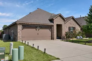 1107 Branding Iron Ln, Princeton, TX 75407 - Photo 4