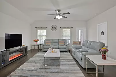 1107 Branding Iron Lane, Princeton, TX 75407 - Photo 2
