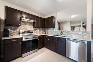 1105 Schenectady Rd, Arlington, TX 76017 - Photo 10