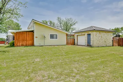 2318 Weatherford Highway, Granbury, TX 76048 - Photo 34