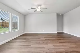 214 Winchester Hl Ln, Princeton, TX 75071 - Photo 10
