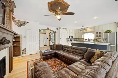 725 Crested Butte Trail, Flower Mound, TX 75028 - Photo 4