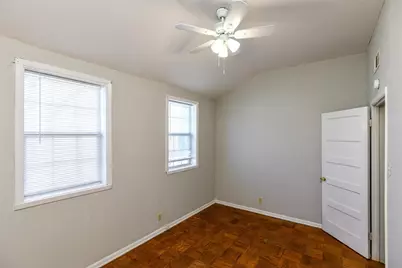 4722 McCart Avenue, Fort Worth, TX 76115 - Photo 8