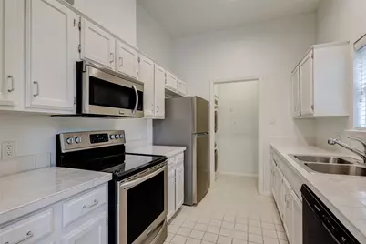 [Address not provided], Dallas, TX 75219 - Photo 8
