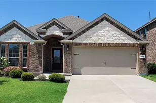 929 Lake Woodland Dr, Little Elm, TX 75068 - Photo 2