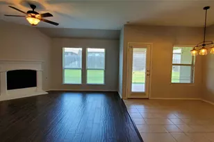 929 Lake Woodland Dr, Little Elm, TX 75068 - Photo 4