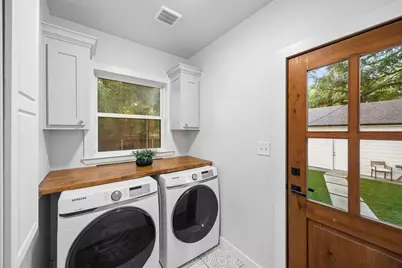 1050 N Windomere Avenue, Dallas, TX 75208 - Photo 24