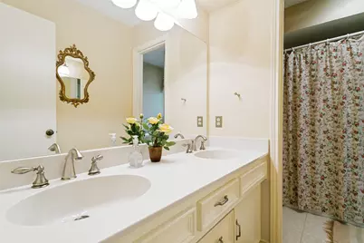 2731 Wagonwheel Drive, Carrollton, TX 75006 - Photo 18