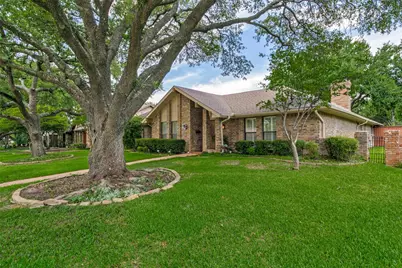 2731 Wagonwheel Drive, Carrollton, TX 75006 - Photo 2