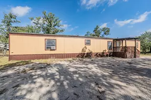 419 Wood River Rd, Millsap, TX 76066 - Photo 2