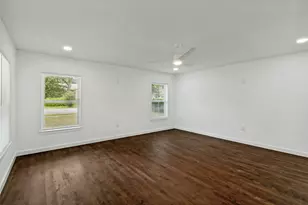 1428 Hawley Ln, Dallas, TX 75217 - Photo 6