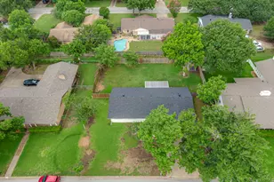 1425 Ridgecrest Dr, Midlothian, TX 76065 - Photo 2