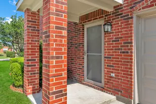 235 Yale Blvd, Glenn Heights, TX 75154 - Photo 4