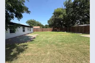 6836 Western Hills Drive, Dallas, TX 75217 - Photo 2