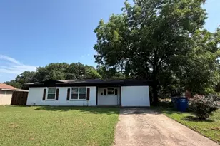 6836 Western Hills Dr, Dallas, TX 75217 - Photo 12