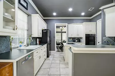 512 Wellington Road, Coppell, TX 75019 - Photo 14