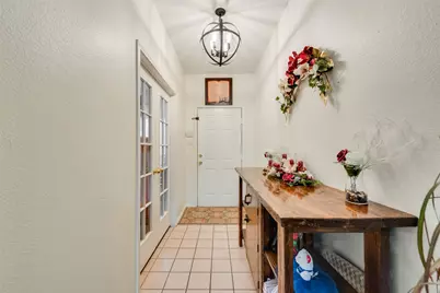 6420 St Alban Court, Arlington, TX 76001 - Photo 4