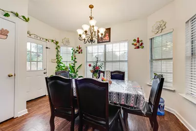 6420 St Alban Court, Arlington, TX 76001 - Photo 10