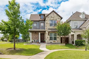 1820 Roundtree Cir W, Fort Worth, TX 76008 - Photo 2