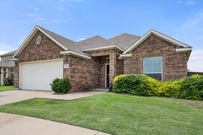 1815 Clearbrook Lane, Corsicana, TX 75110 - Photo 2