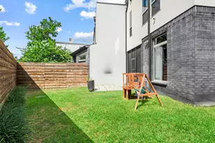 4625 Weldon St, Dallas, TX 75204 - Photo 28