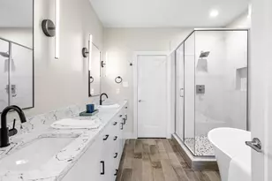 4625 Weldon St, Dallas, TX 75204 - Photo 18