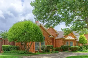 5857 Stone Meadow Dr, Plano, TX 75093 - Photo 4