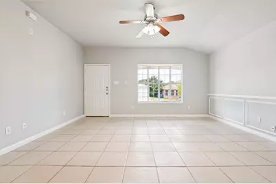 511 Hollyberry Drive, Mansfield, TX 76063 - Photo 2