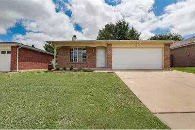511 Hollyberry Drive, Mansfield, TX 76063 - Photo 1