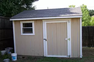 1353 Barclay Dr, Carrollton, TX 75007 - Photo 4