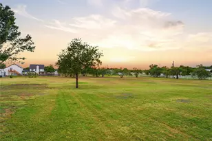 902 W Pioneer Circle, Argyle, TX 76226 - Photo 22