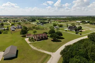 902 W Pioneer Circle, Argyle, TX 76226 - Photo 24