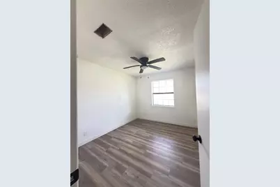 304 Harriett Street, Longview, TX 75605 - Photo 18