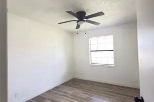 304 Harriett St, Longview, TX 75605 - Photo 18