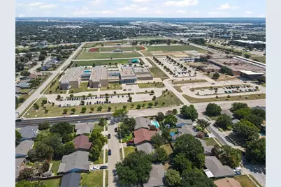 100 Countryside Drive, Arlington, TX 76014 - Photo 30