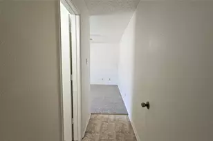550 E Windsor Ave, Denton, TX 76209 - Photo 18
