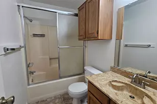 550 E Windsor Ave, Denton, TX 76209 - Photo 16