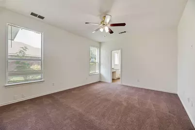 821 S Parks Drive, DeSoto, TX 75115 - Photo 10